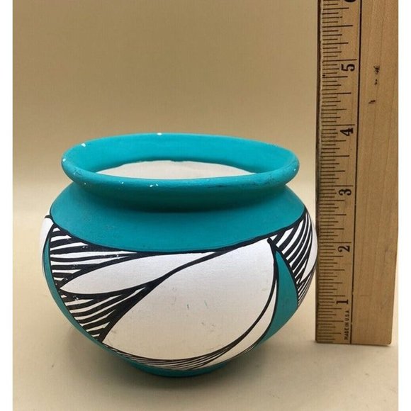 New Mexico 1994 Pueblo Pottery Teal Blue Vase Native American Vessel LOT 2 READ - Picture 10 of 12
